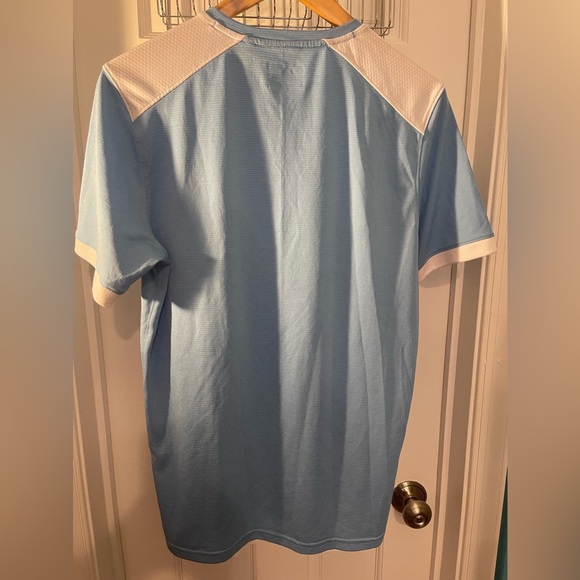 Under armor v-neck jersey style - Picture 3 of 5